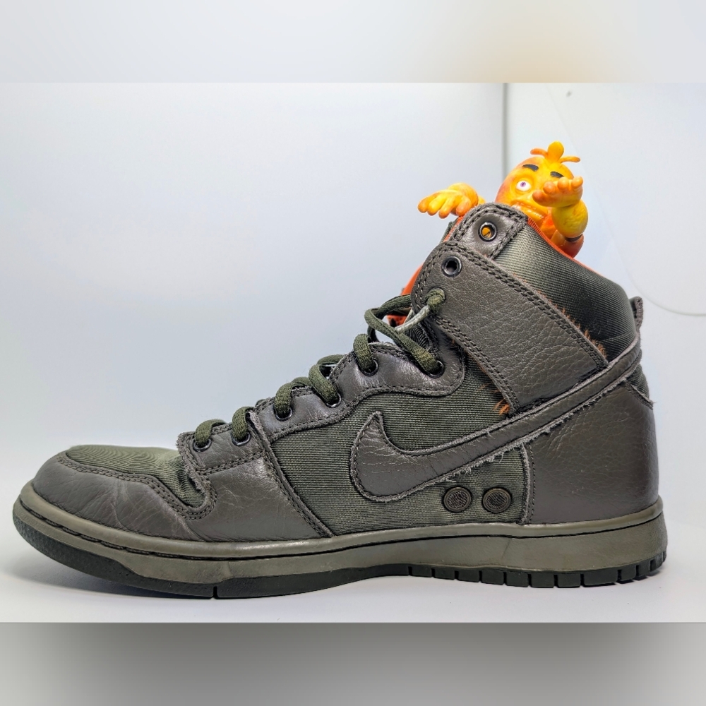Nike Dunk SB - Picture 2 of 6